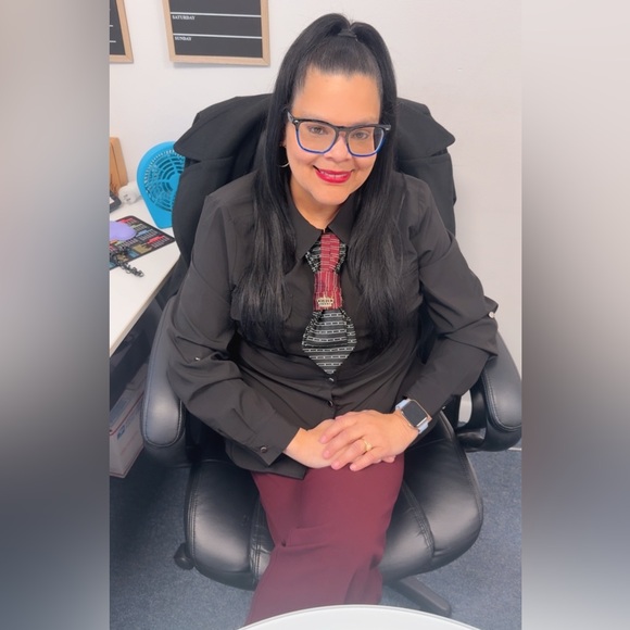 Click like for my Live Show Notification. ๐ฆ๐๐ฆ๐ - Picture 6 of 12